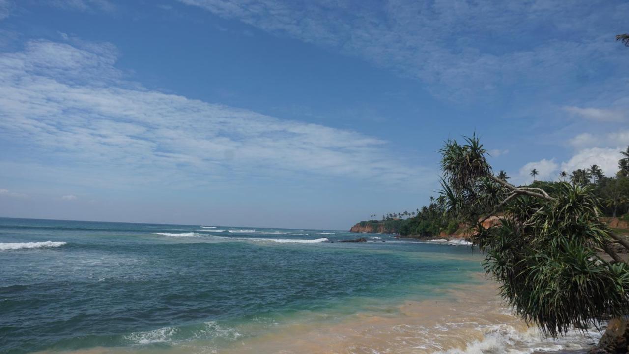 The Reef Weligama Hotel Exterior foto