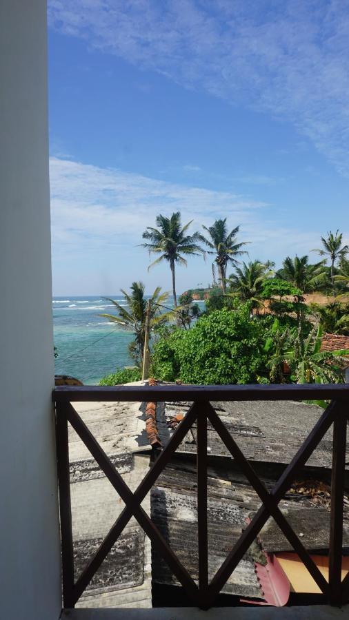 The Reef Weligama Hotel Exterior foto